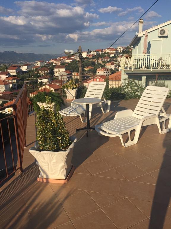 Apartment Marijana Trogir Buitenkant foto
