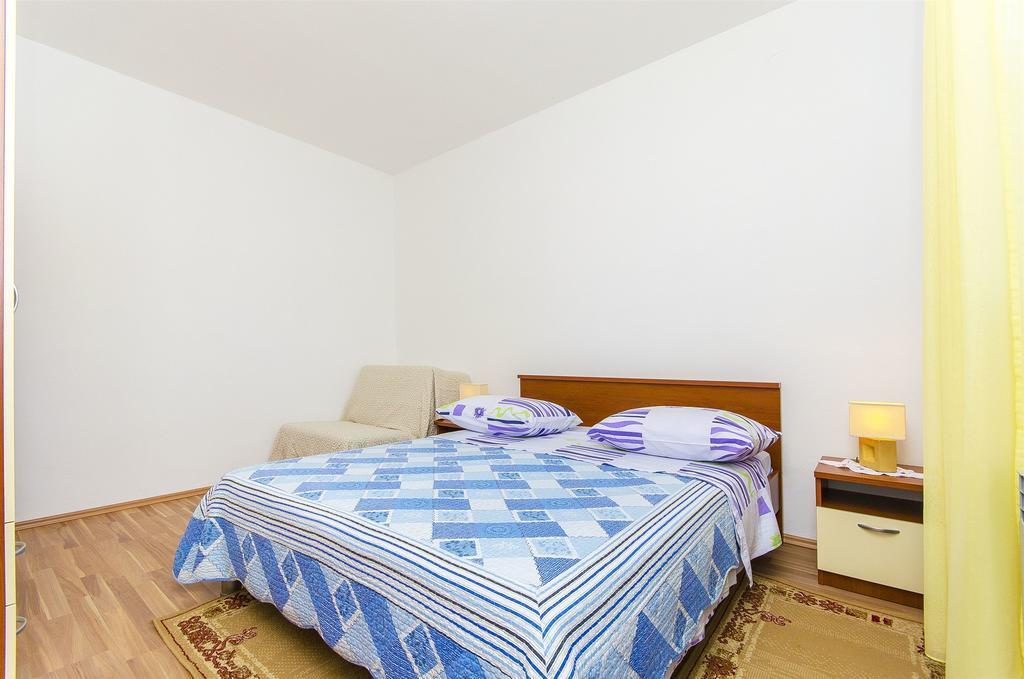 Apartment Marijana Trogir Buitenkant foto
