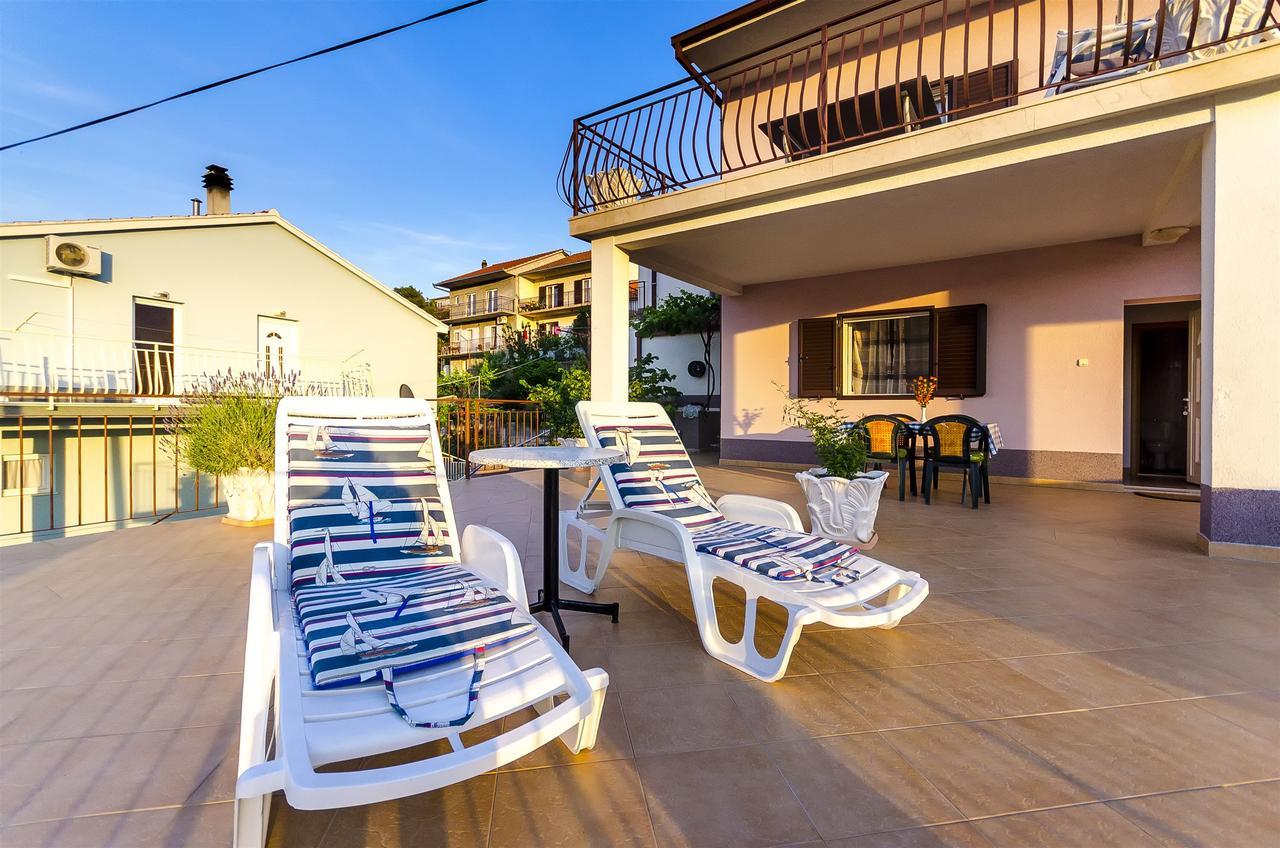 Apartment Marijana Trogir Buitenkant foto